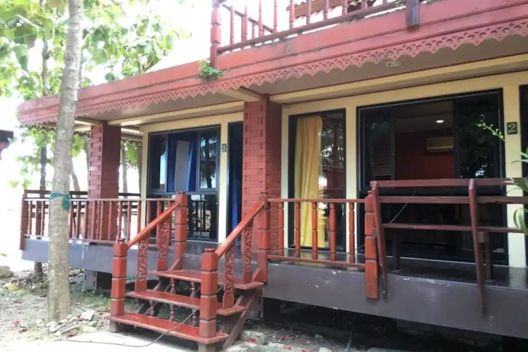 Sea Sun Moon Hostel