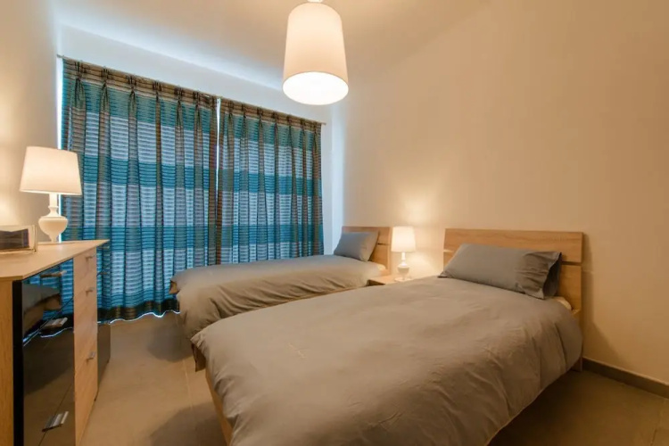Seafront LUX APT IN Fort Cambridge