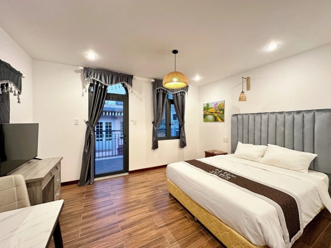 Standard Double room with balcony