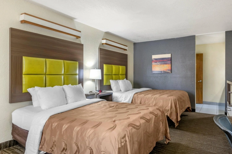 Standard Quadruple room