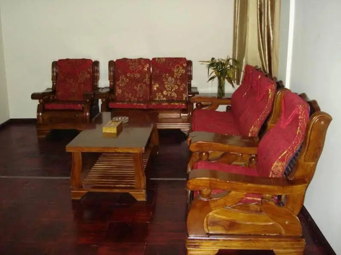 Dali Red Camellia Hotel
