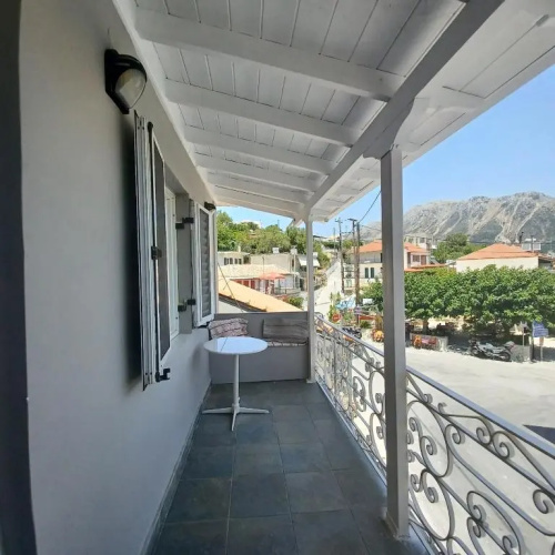 Loulia Home