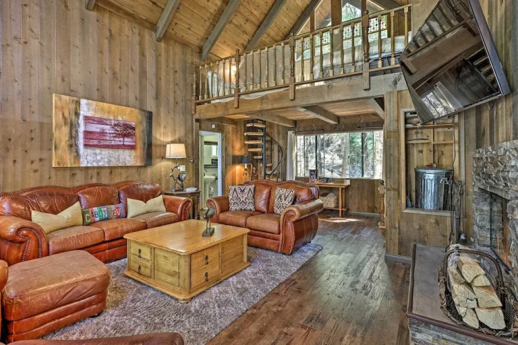 Stunning Mountain-top Getaway w/ Multi-level Decks