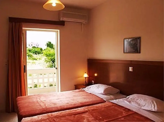 Hiona Villa