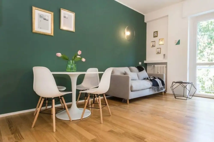 3 Bedrooms Apartment