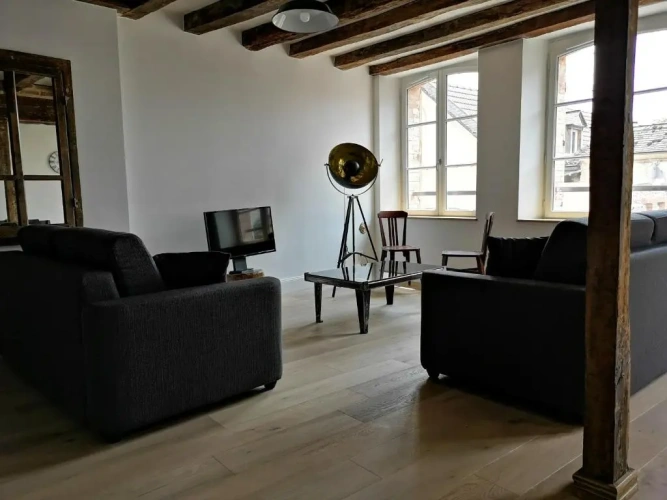 2 Bedrooms Apartment