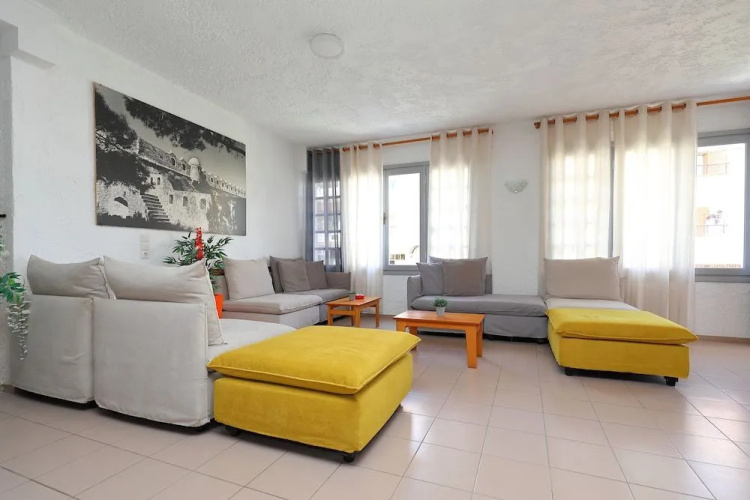 Maria Hotel Apartments and Studios