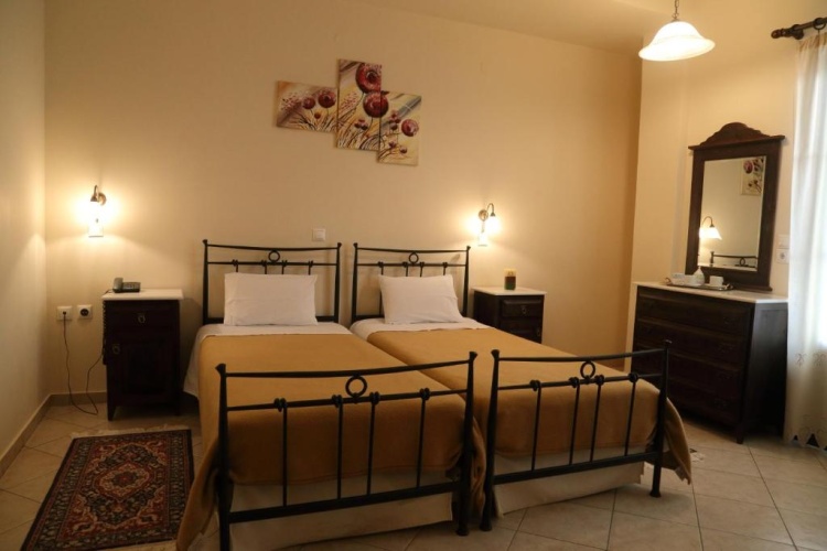 Standard Twin room