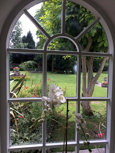 The Little Manor