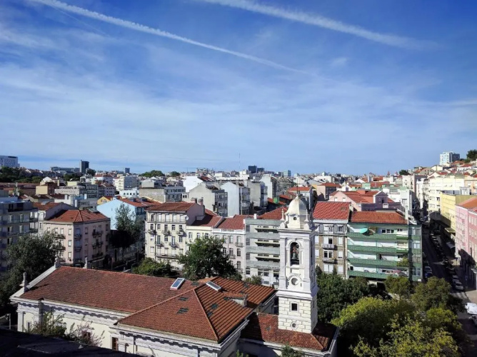 Lisbon Suite Home