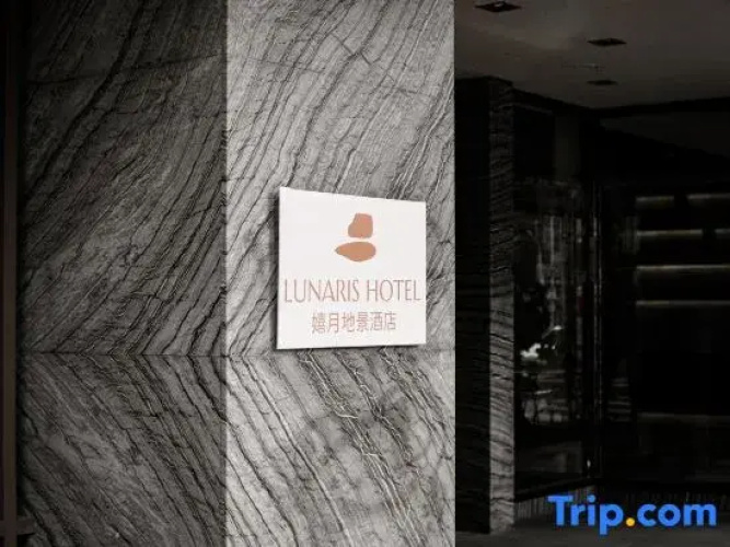 Lunaris Hotel