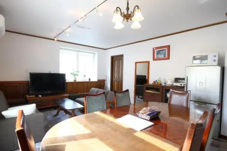 Miyamo House