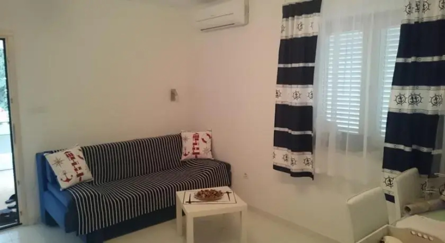 Apartments Tila