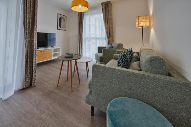 1 Bedroom Apartment