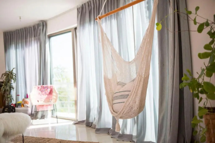 25' Balcony 13' windows Boho Decor Pool Open