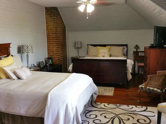 Edwardian Inn