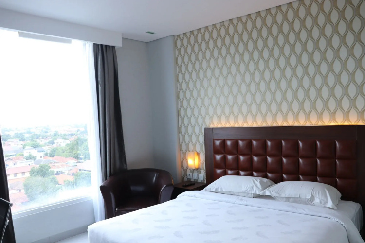 Pakons Prime Hotel