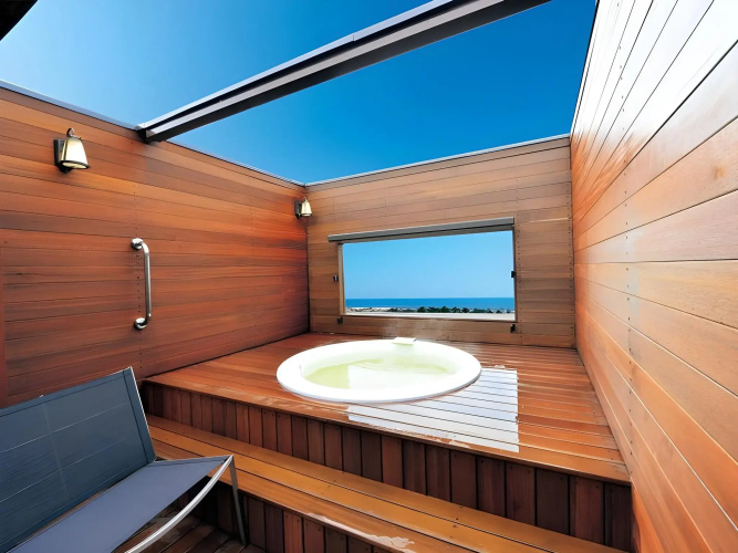 Shirako New Seaside Hotel