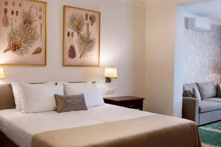 Deluxe Double Suite