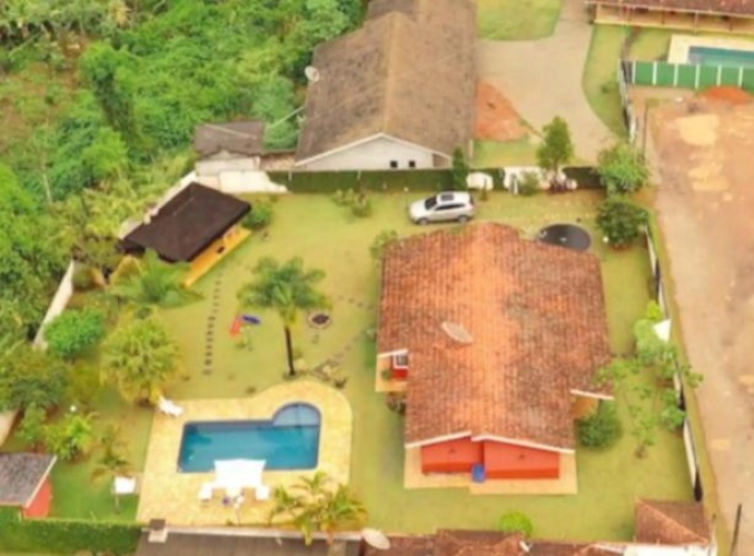 3 Bedrooms Cottage