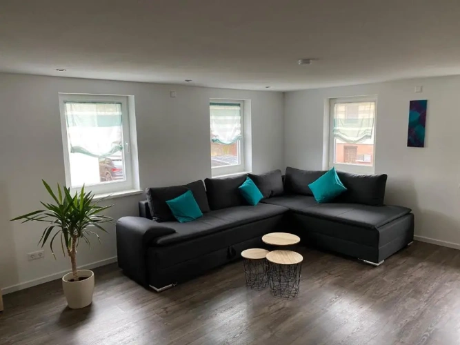3 Bedrooms Apartment