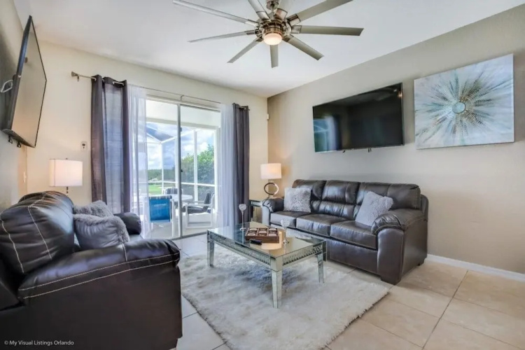 Beatutiful 5 Bed Home With Stunning Views (435) Villa