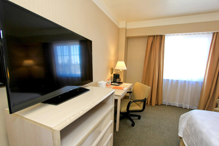 Holiday Inn Convention Center by IHG