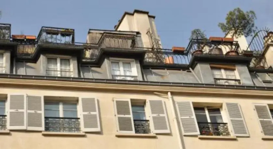 Studio rue de Montmartre