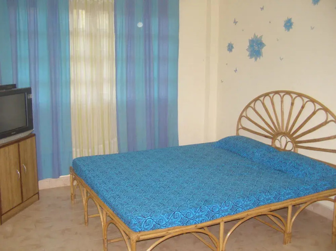 Flower Holiday Home