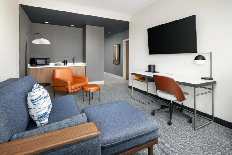 Courtyard By Marriott New Castle