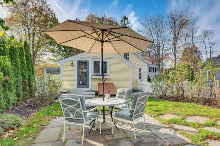 2 Bedrooms Cottage