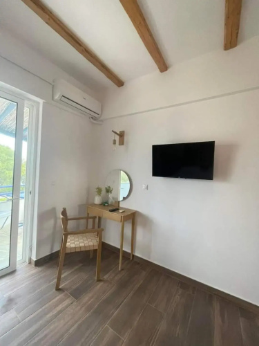 Gennadi Beach Apartments