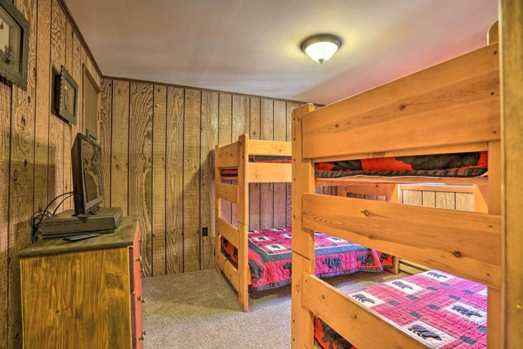 3 Bedrooms Cottage
