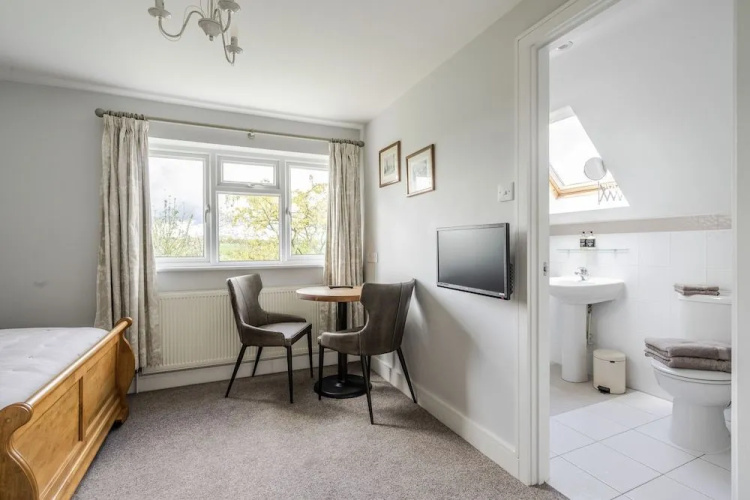 Cotswold Lodge