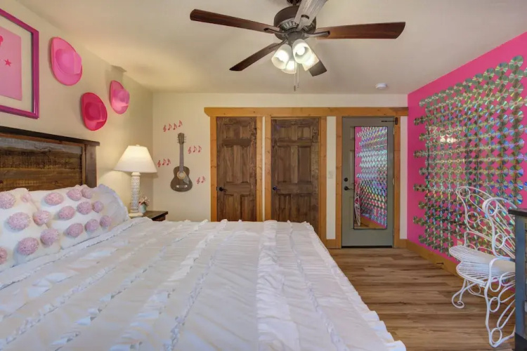 Luna Bear Lodge