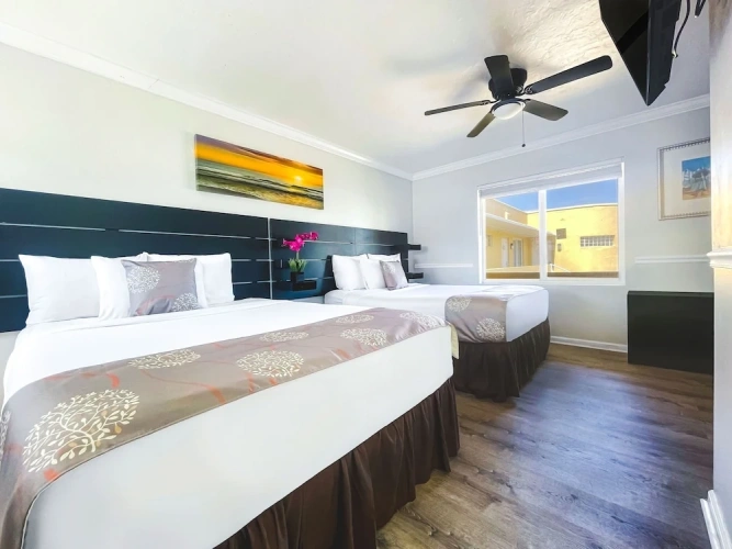 Deluxe Quadruple room