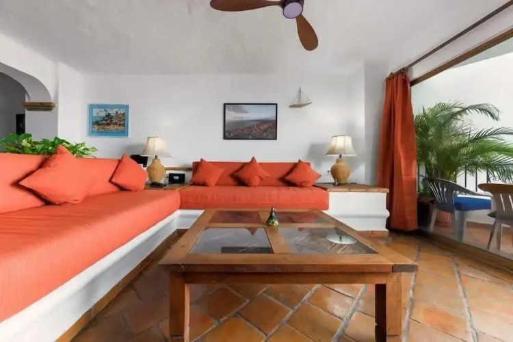 Ocean View 2Br Condo-balcony-beach-pool 710