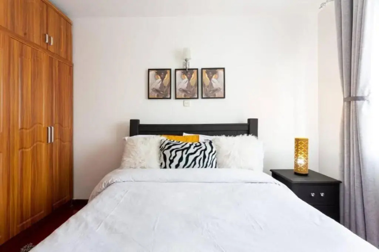 Elegant Marilyn Monroe 2Bed