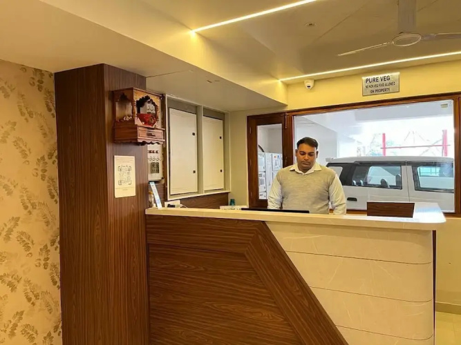 Hotel Ananda Kashi