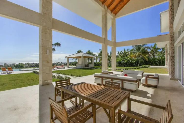 Stunning 6BR Villa With Ocean View in Cap Cana