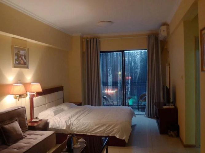 Slow Time Holiday Hotel