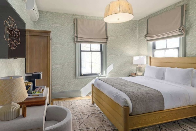 Guest rooms