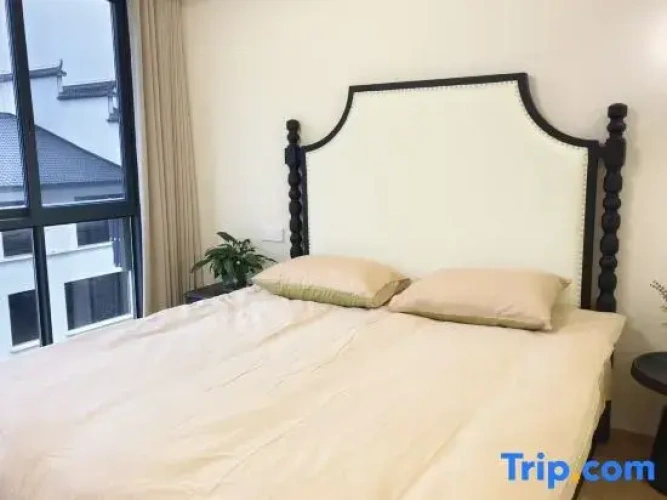 1 Bedroom Suite