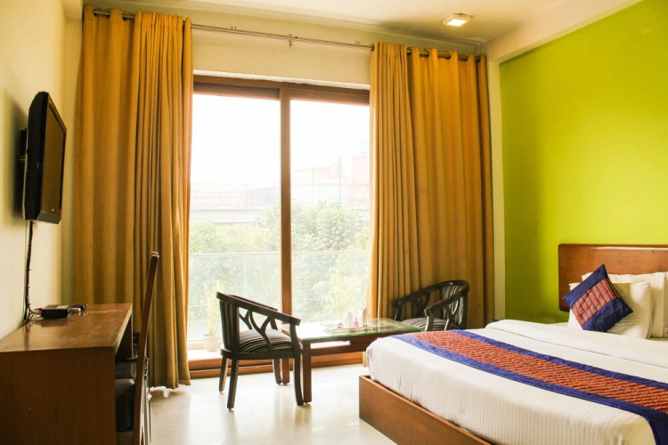 Asian Suites A-584