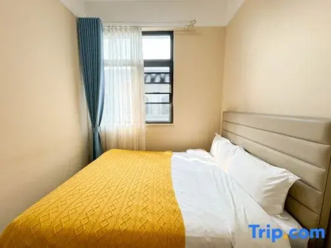 2 Bedrooms Executive Single Family Suite with balcony