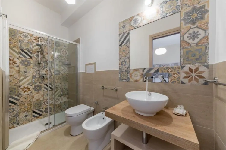 Standard Triple room with balcony