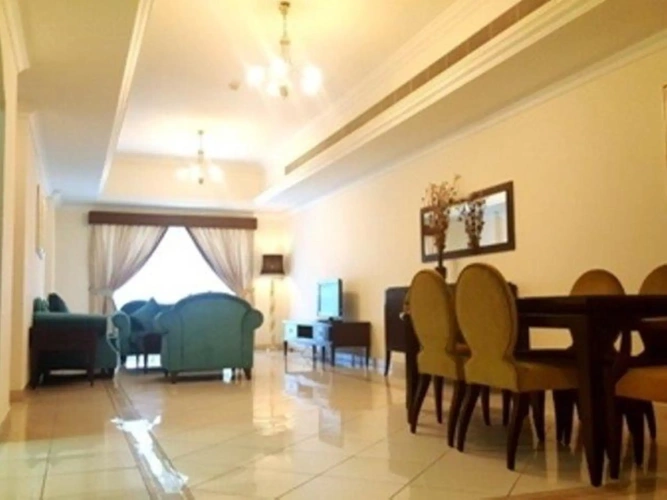 2 Bedrooms Apartment