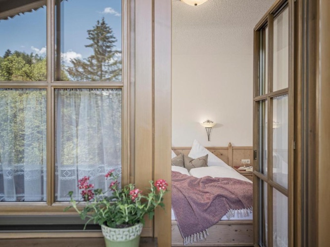 Apartment with balcony