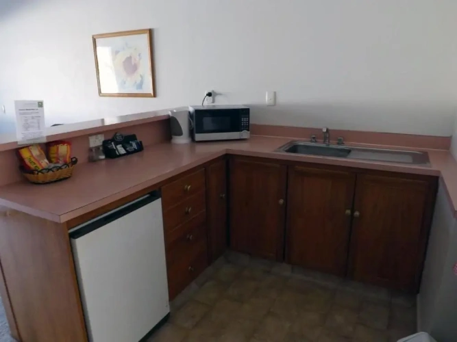 1 Bedroom Suite