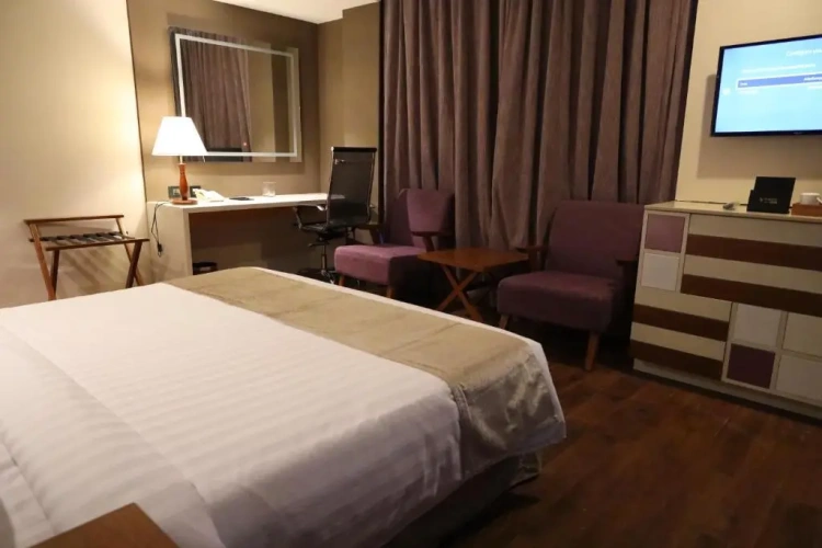Double Suite
